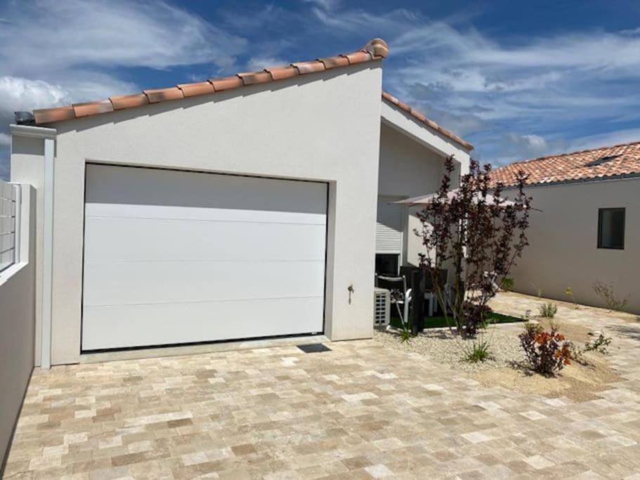 Maison Neuve Zone Coulee Verte Menant A L'Ocean Saint-Gilles-Croix-de-Vie Exterior foto