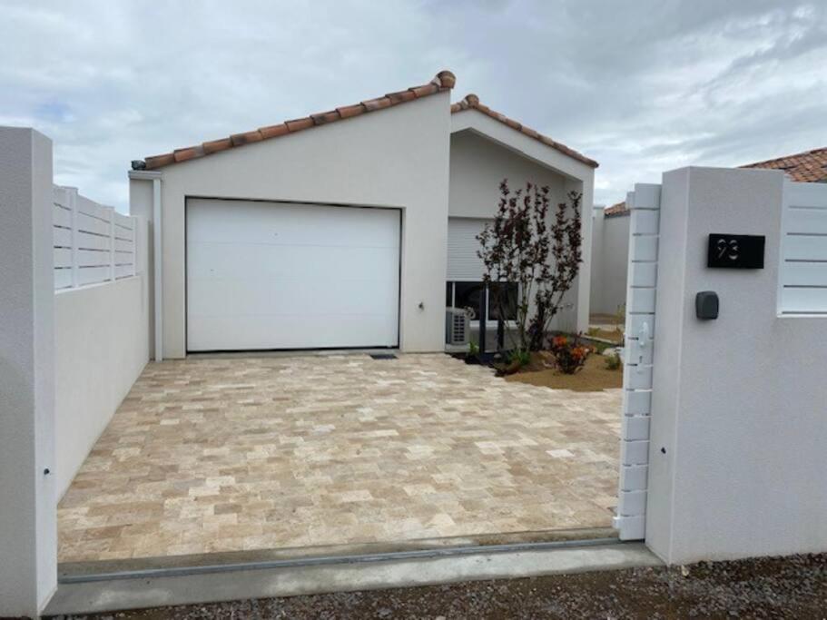 Maison Neuve Zone Coulee Verte Menant A L'Ocean Saint-Gilles-Croix-de-Vie Exterior foto